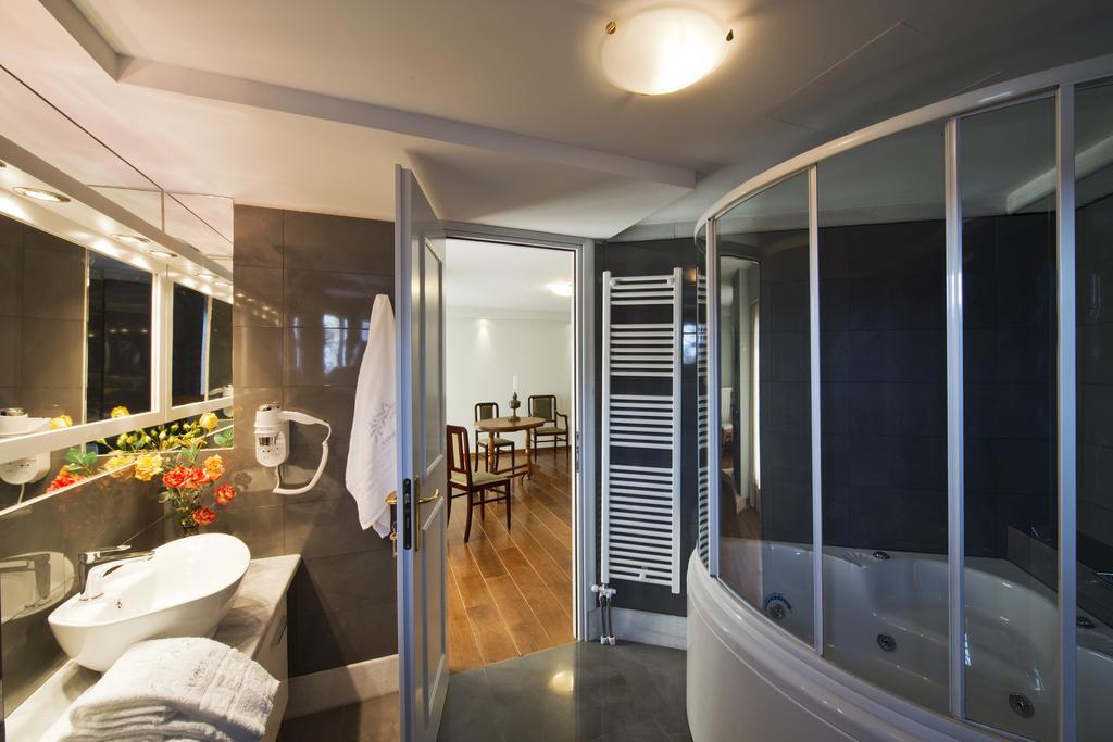 Ellinon Thea Arachova Hotell Rum bild